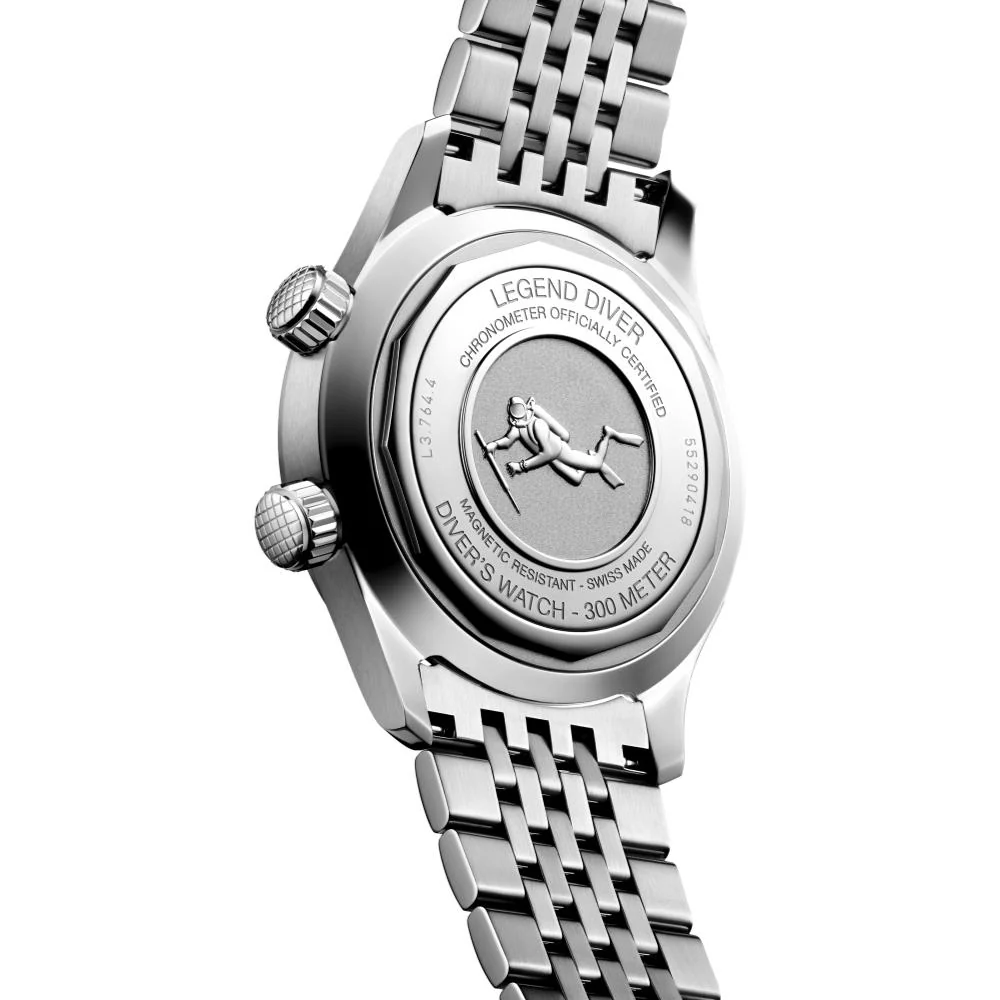 Legend Diver 39mm - Blue on Bracelet - Image 5