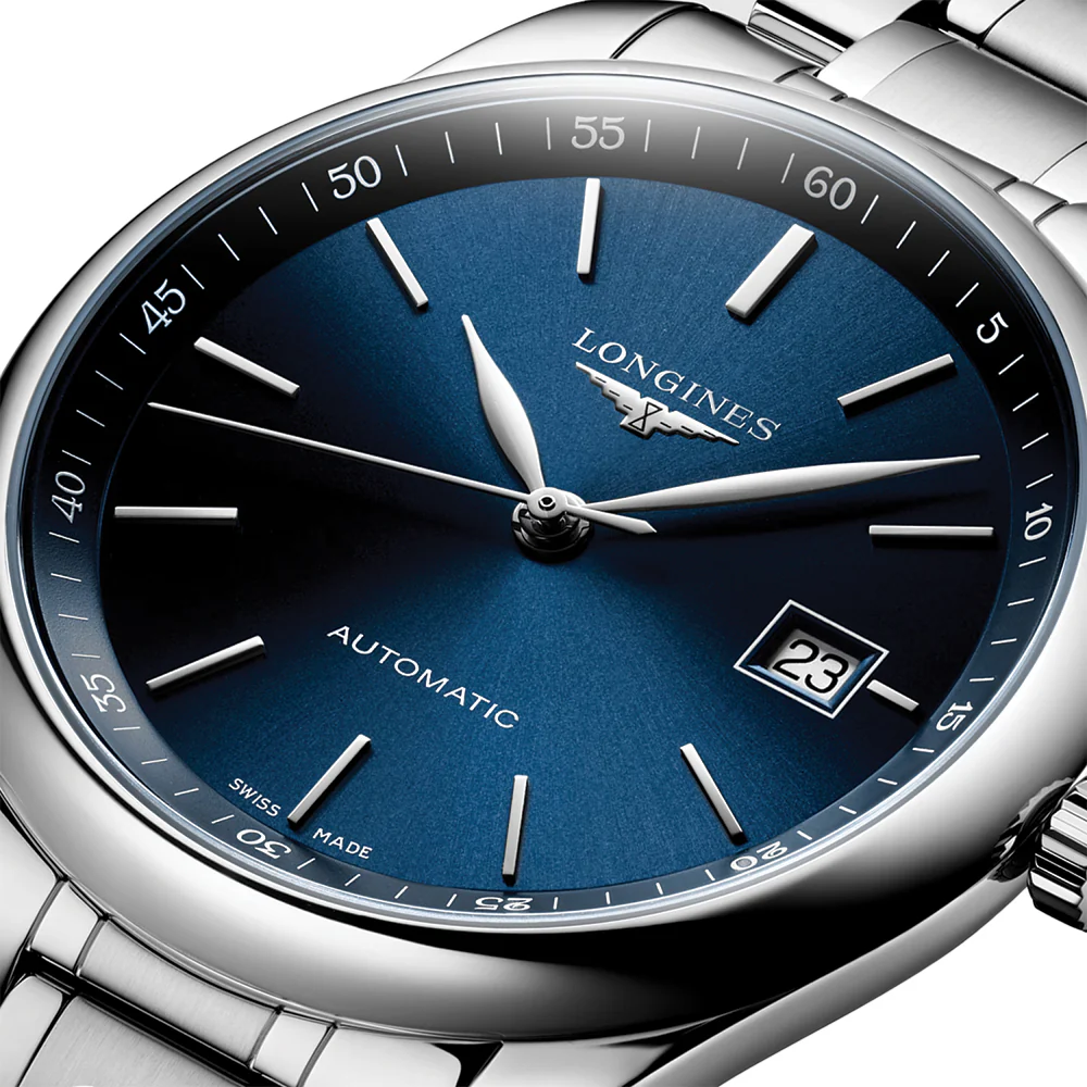 Master Collection 40mm - Blue on Bracelet - Image 3