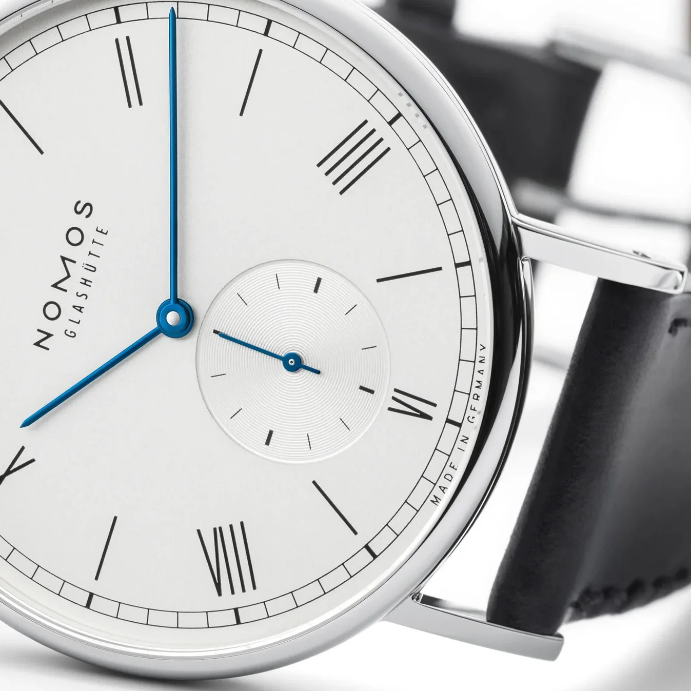 Ludwig 38mm - White Silver-Plated on Leather Strap - Image 2