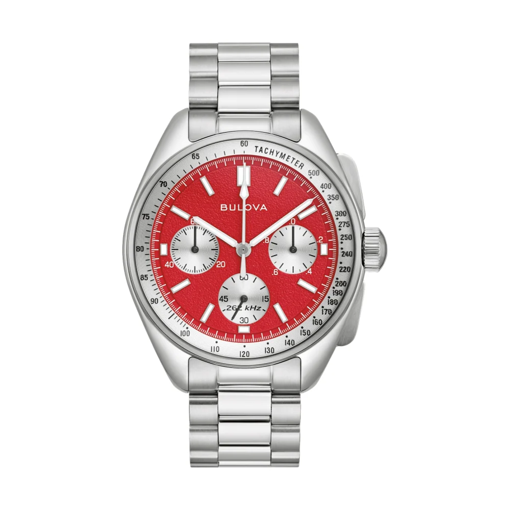Lunar Pilot "Blood Moon" 43.5mm - on Bracelet