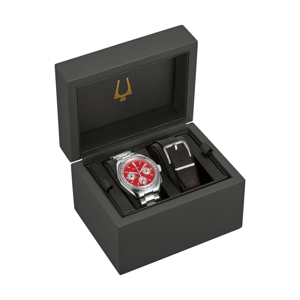 Lunar Pilot "Blood Moon" 43.5mm - on Bracelet - Image 8