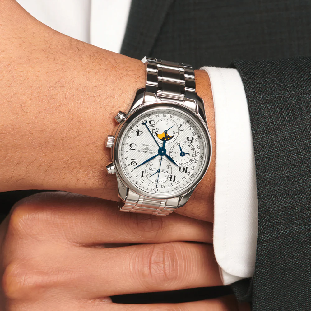 Master Collection Chronograph Moonphase 40mm - Silver on Bracelet - Image 3