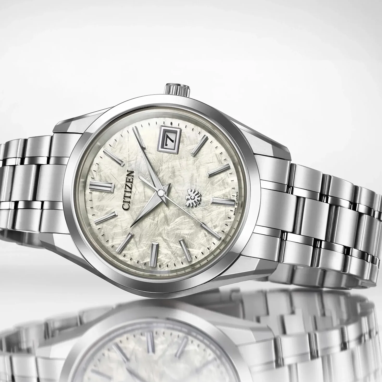 The CITIZEN Super Titanium™ Limited Edition 38.3mm - Champagne on Bracelet - Image 2