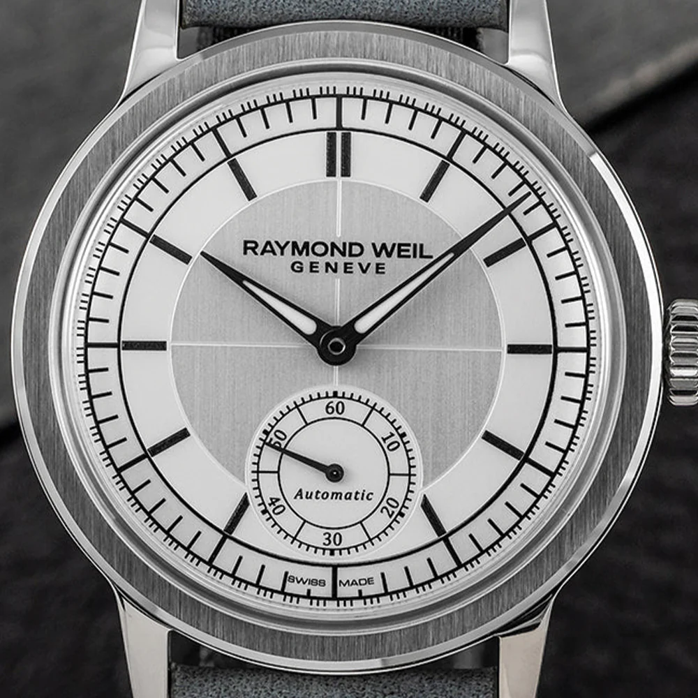 Millesime Men's Automatic Small Seconds Sector Dial 39.5mm - Silver on Leather Strap - Image 4