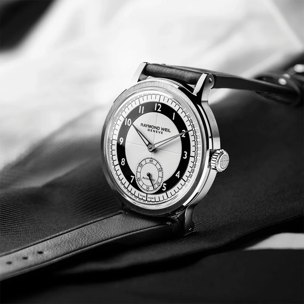 Millesime Small Seconds Tuxedo Dial 39mm - White on Leather Strap - Image 2