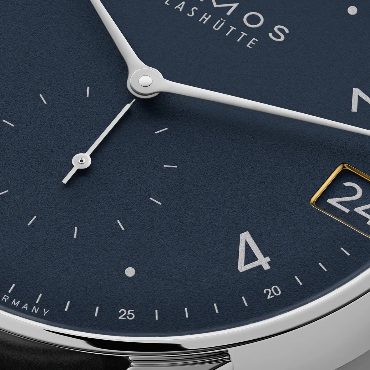 Minimatik Date 39mm - Blue on Leather Strap - Image 4