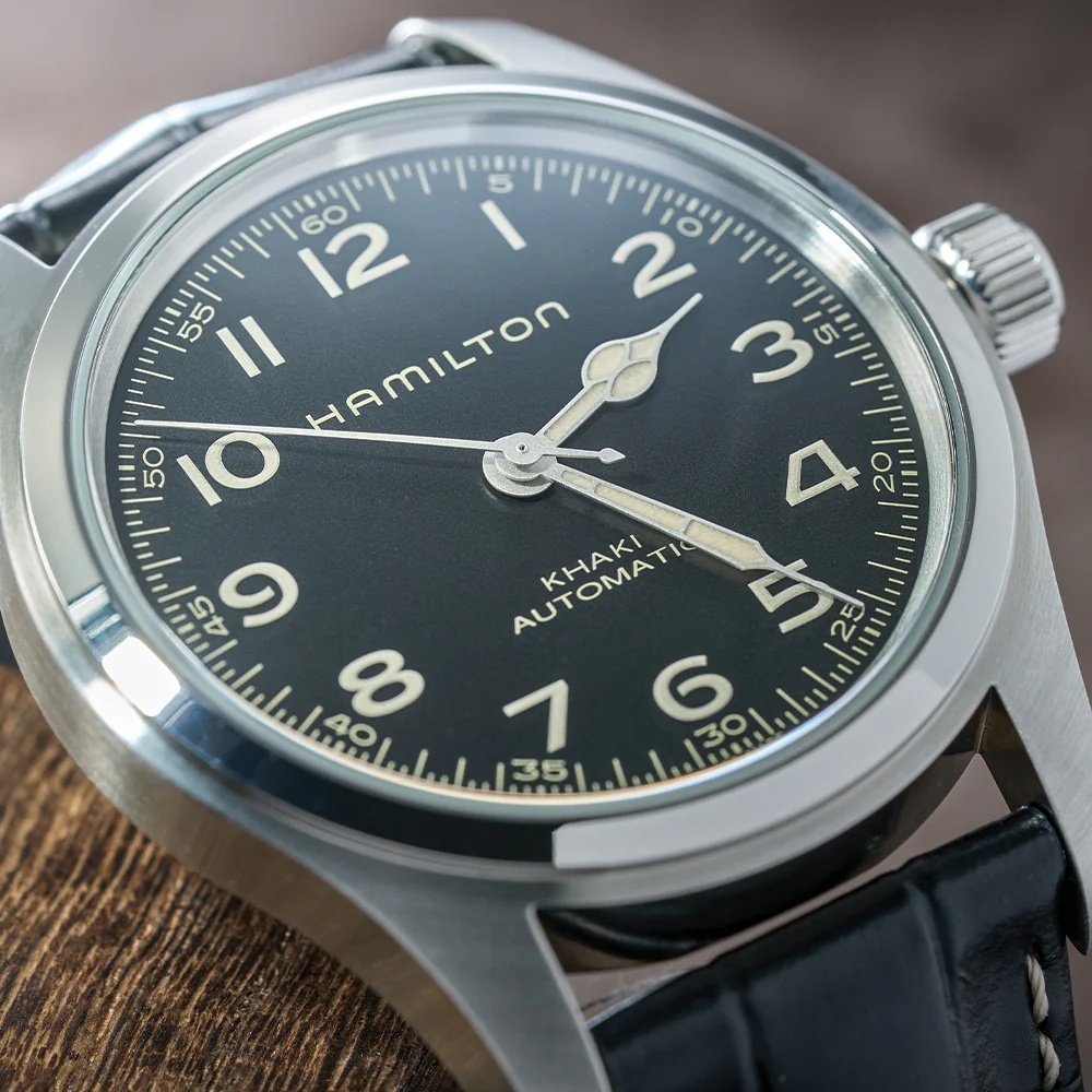 Khaki Field Murph Bundle 42mm - Black on Leather Strap with Extra Bracelet - Image 6