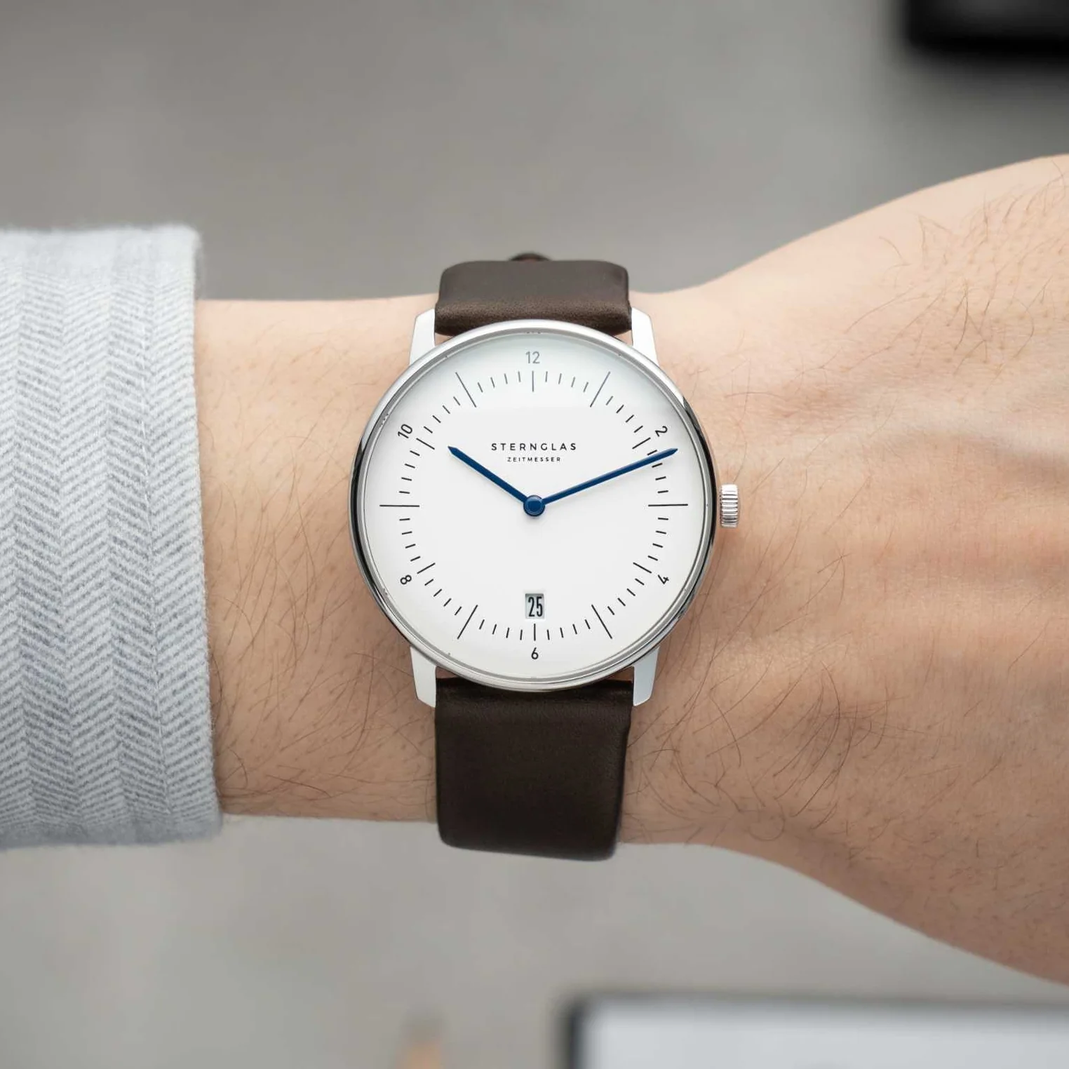 Naos Quartz 38mm - White on Dark Brown Leather Strap - Image 3