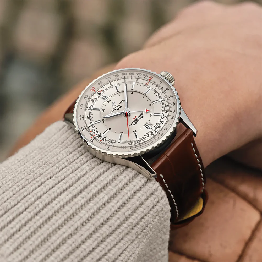 Navitimer Automatic GMT 41mm - Beige on Leather Strap - Image 3