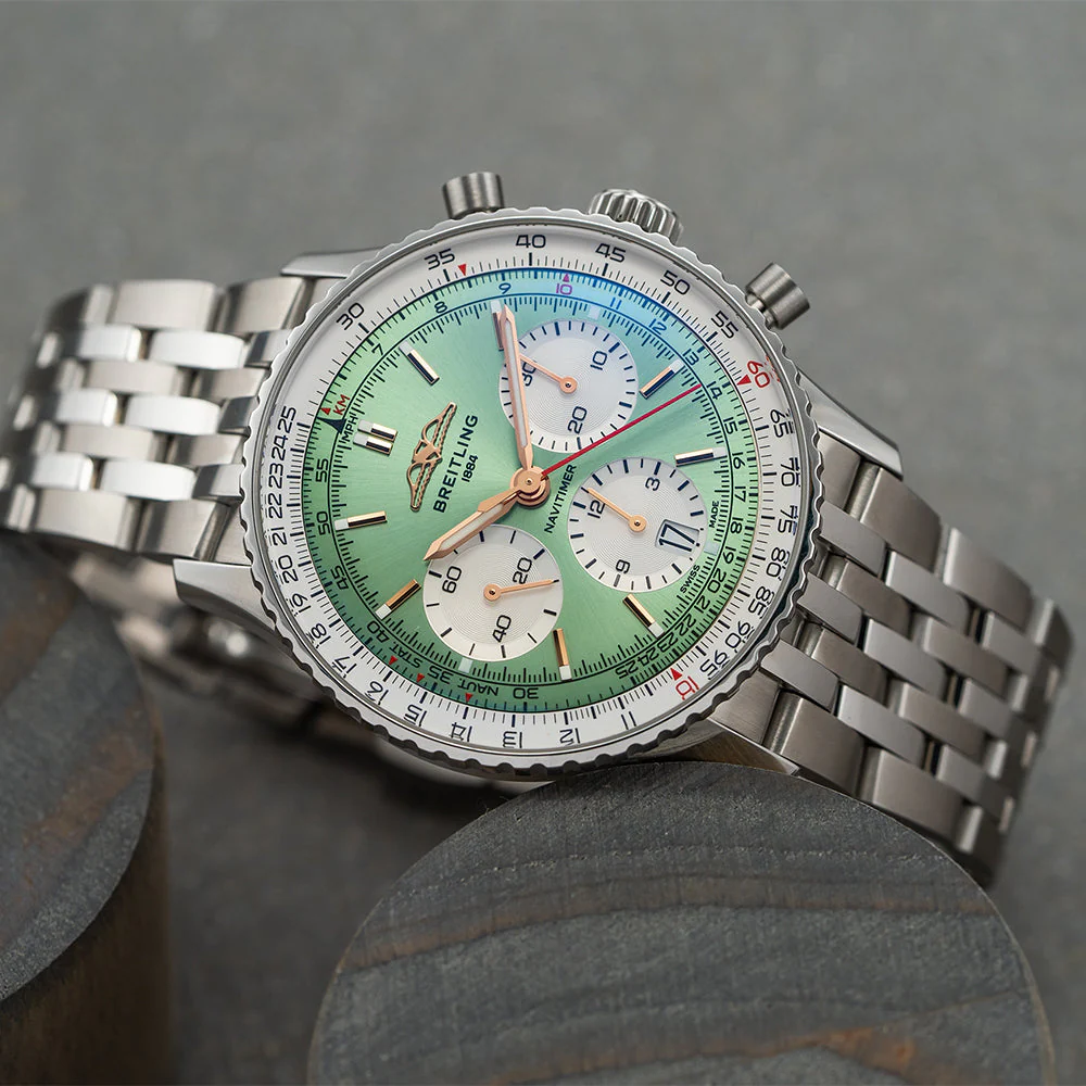 Navitimer B01 Chronograph 41mm - Mint Green on Leather Strap - Image 3