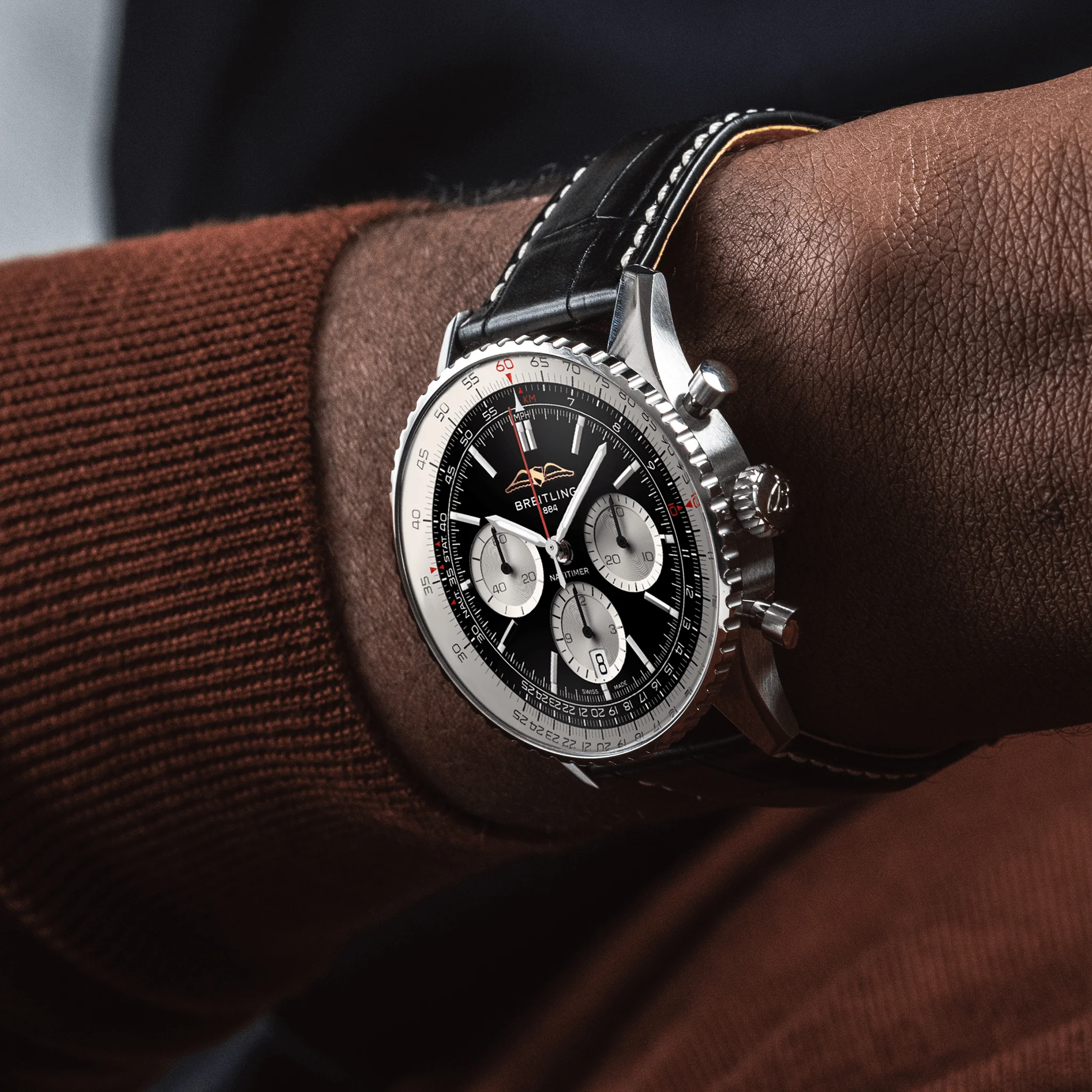 Navitimer B01 Chronograph 43mm - Black on Leather Strap - Image 5