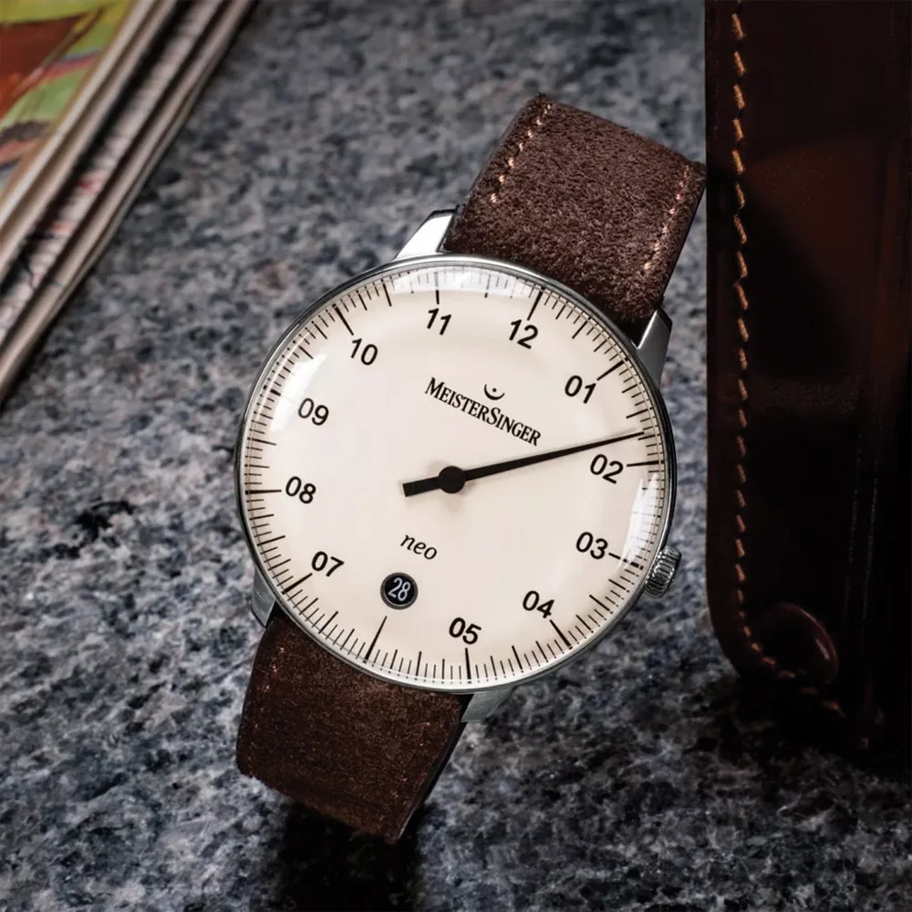 Neo Automatic 36mm - Ivory on Velour Leather Strap - Image 2