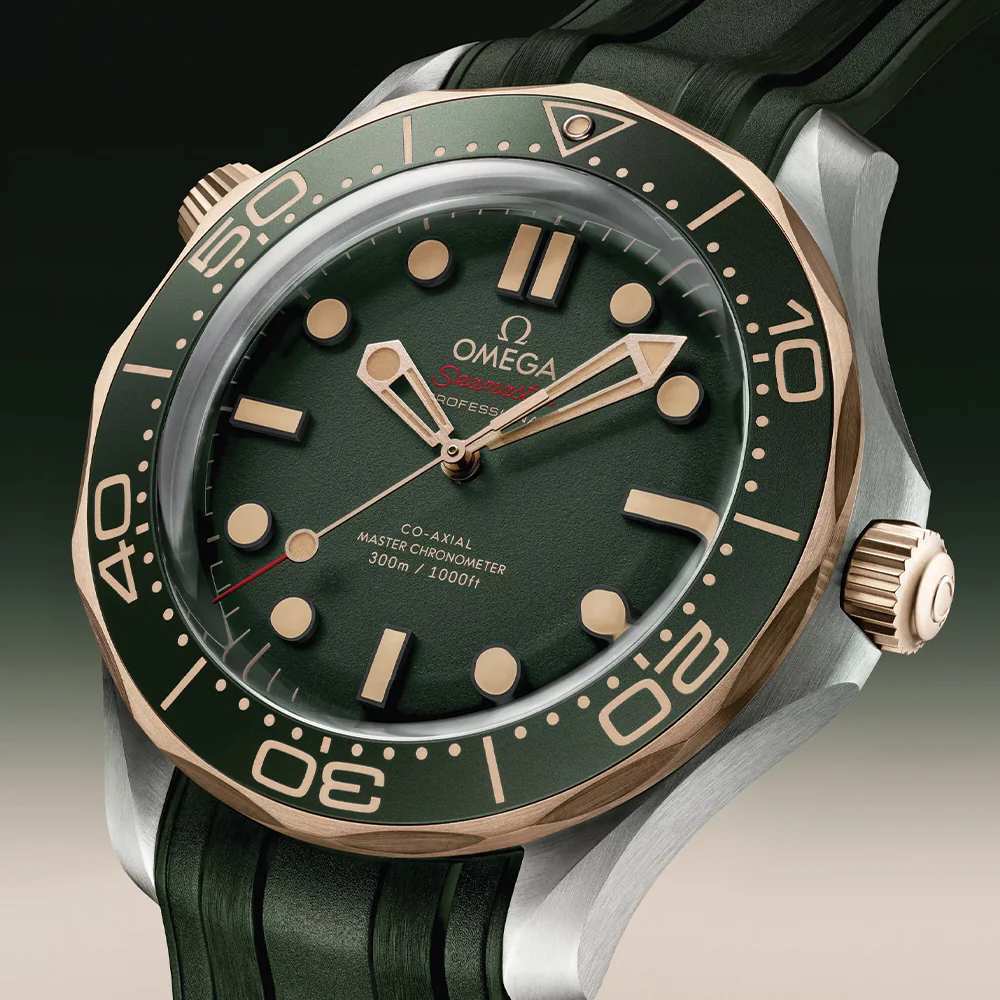 Seamaster Diver 300M Titanium and Bronze Gold 42mm - Green on Rubber Strap - Image 3