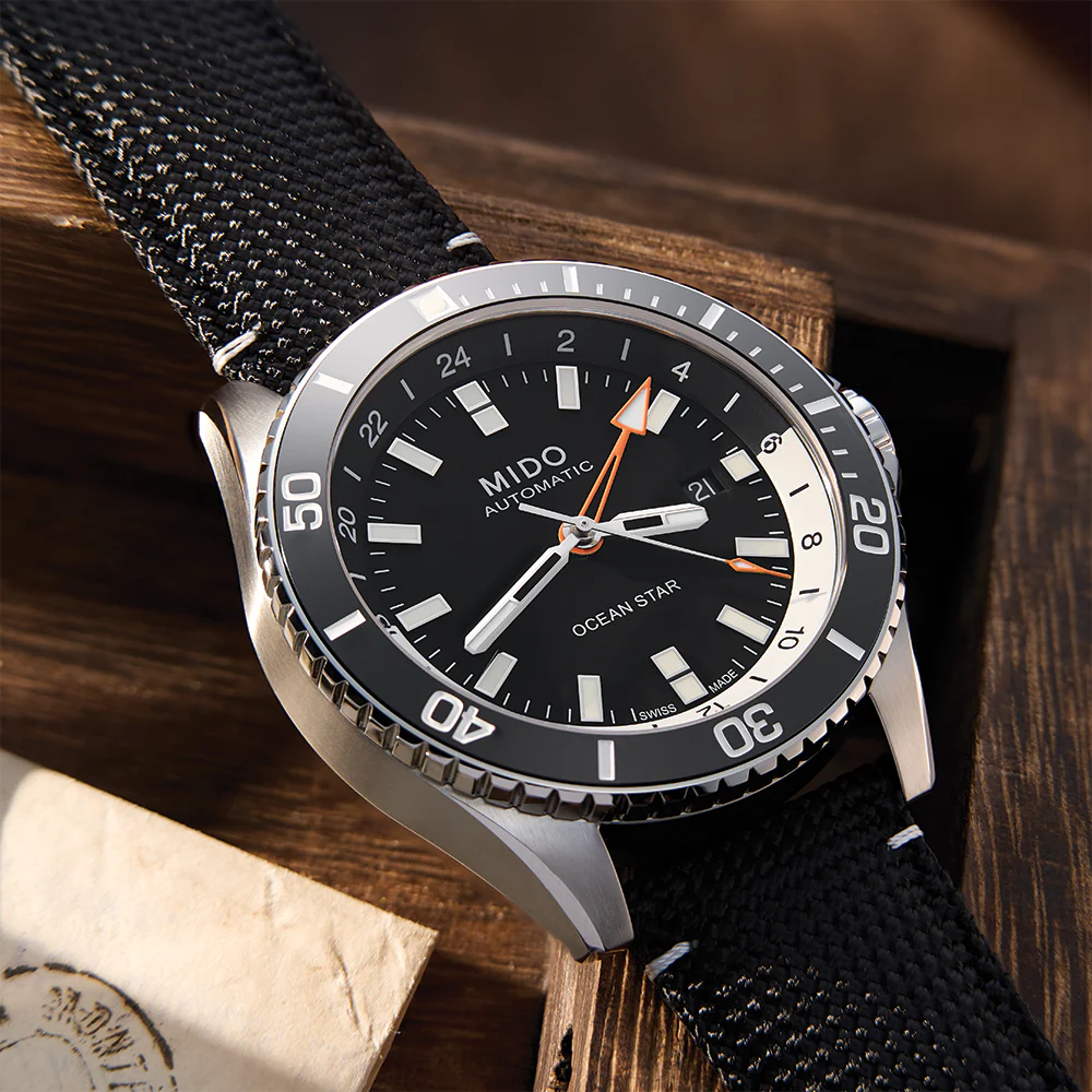 Ocean Star GMT 44mm - Black on Fabric Strap - Image 4