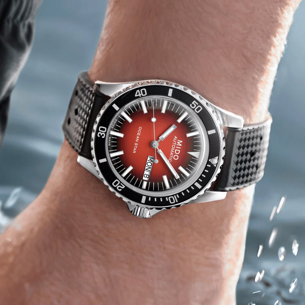 Ocean Star Tribute 40.5mm - Red on Rubber Strap - Image 3
