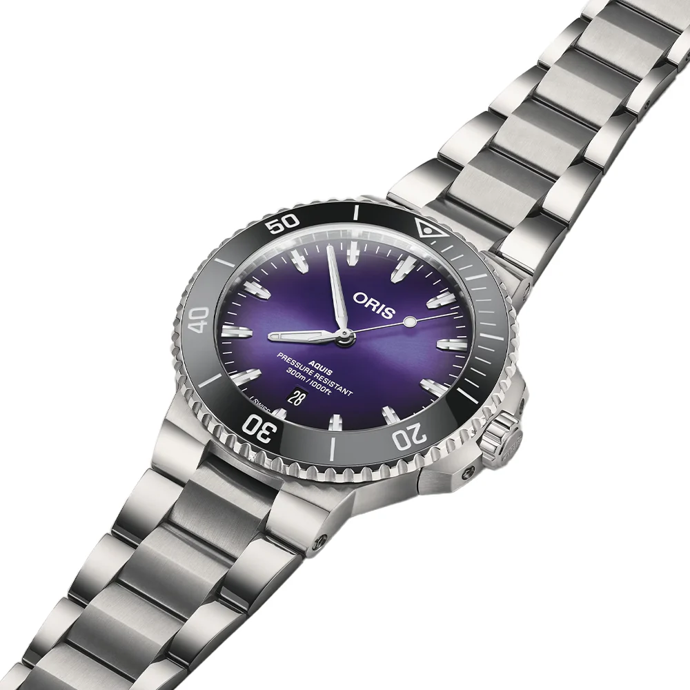 Aquis Date Tungsten Bezel "Berries" Edition 43.5mm - Purple on Bracelet - Image 2