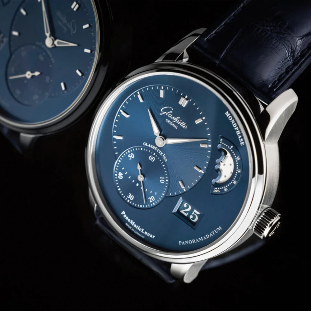 PanoMaticLunar 40mm - Blue on Strap - Image 2