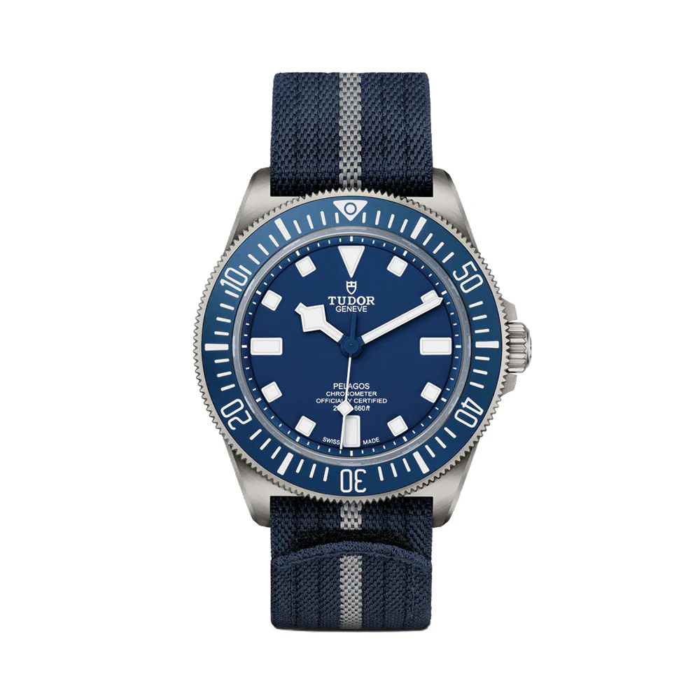 Pelagos FXD Titanium 42mm - Blue on Fabric Strap w/ Extra Rubber Strap