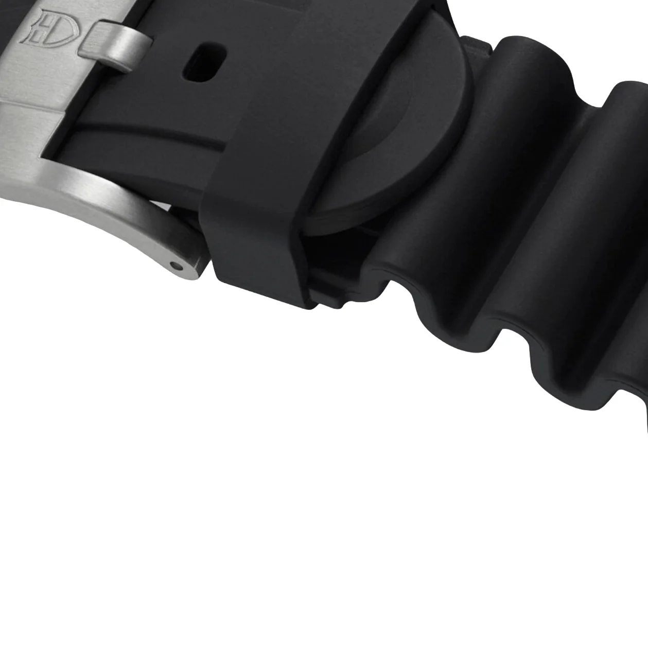 Pelagos Ultra Titanium 43mm - Black on Bracelet w/ Extra Rubber Strap - Image 12
