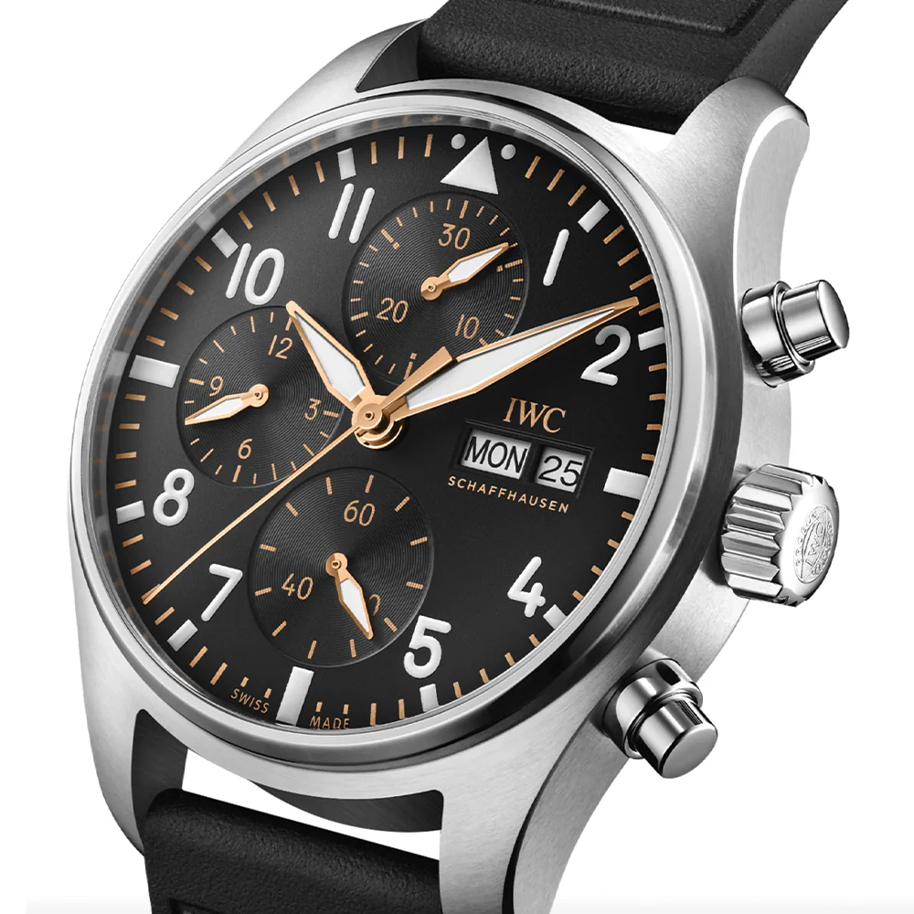 Pilot’s Watch Chronograph APXGP Gold Accents 41mm - Black on Rubber Strap - Image 2