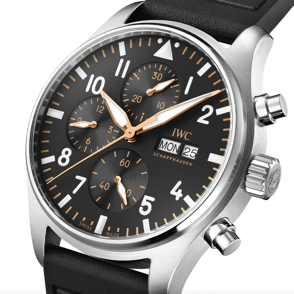 Pilot’s Watch Chronograph APXGP Gold Accents 43mm - Black on Rubber Strap - Image 2