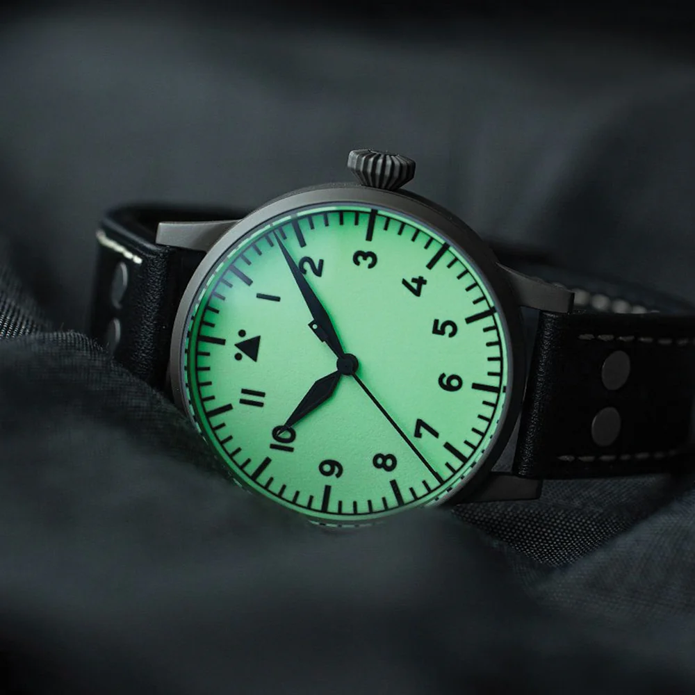Pilot Watch Original Venedig 42mm - White on Leather Strap - Image 4