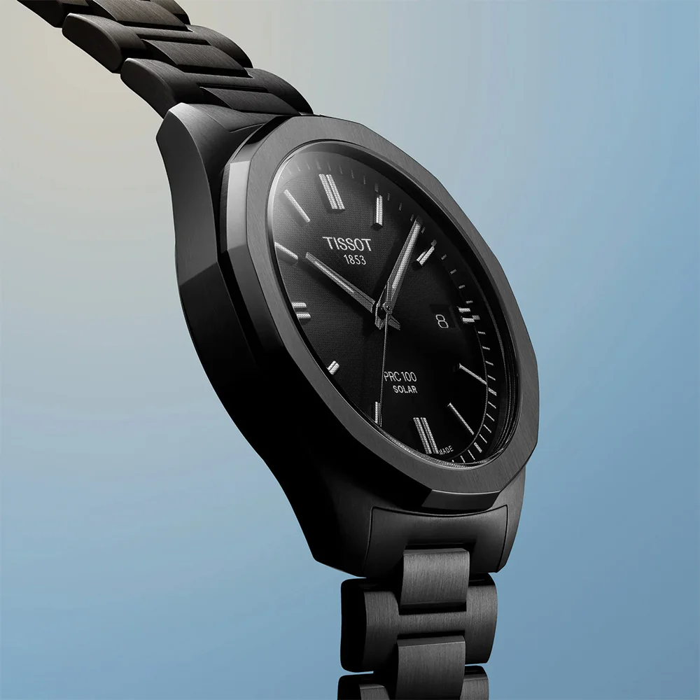 PRC 100 Solar Quartz 39mm - Black on Bracelet - Image 3