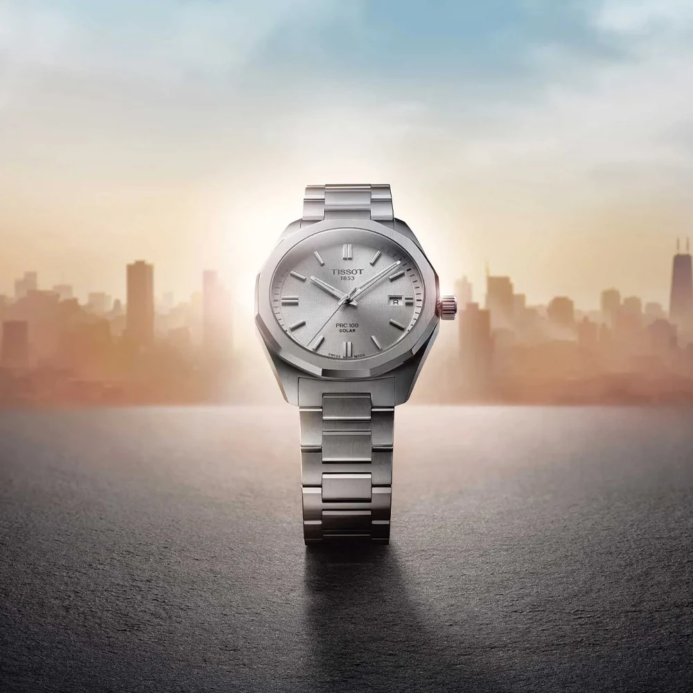 PRC 100 Solar Quartz 39mm - Silver on Bracelet - Image 2