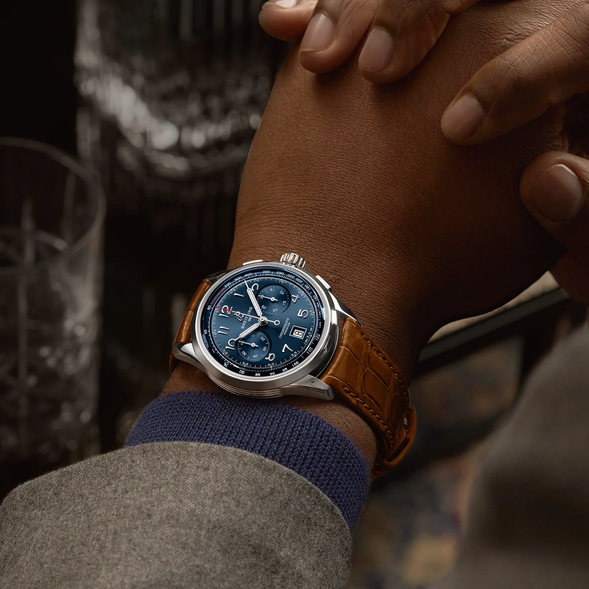 Premier B01 Chronograph 42mm - Blue on Bracelet - Image 5