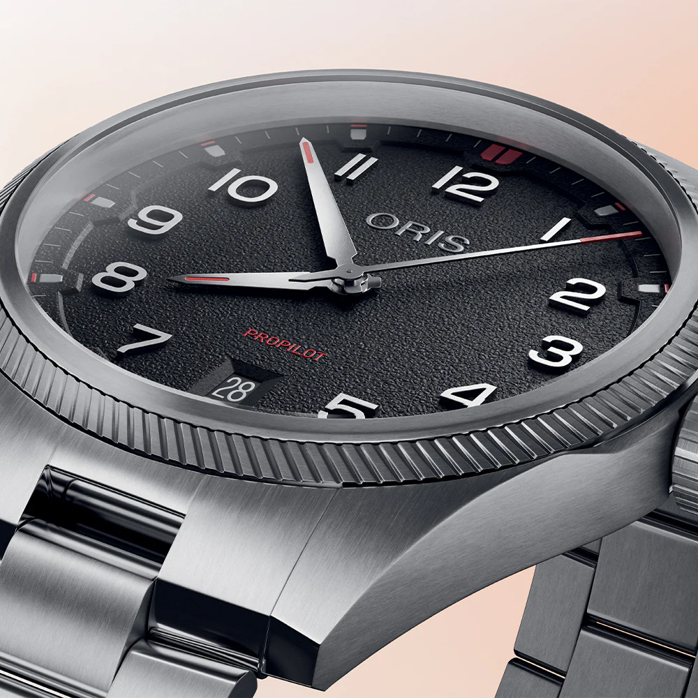 ProPilot Date 41mm - Black on Bracelet - Image 3