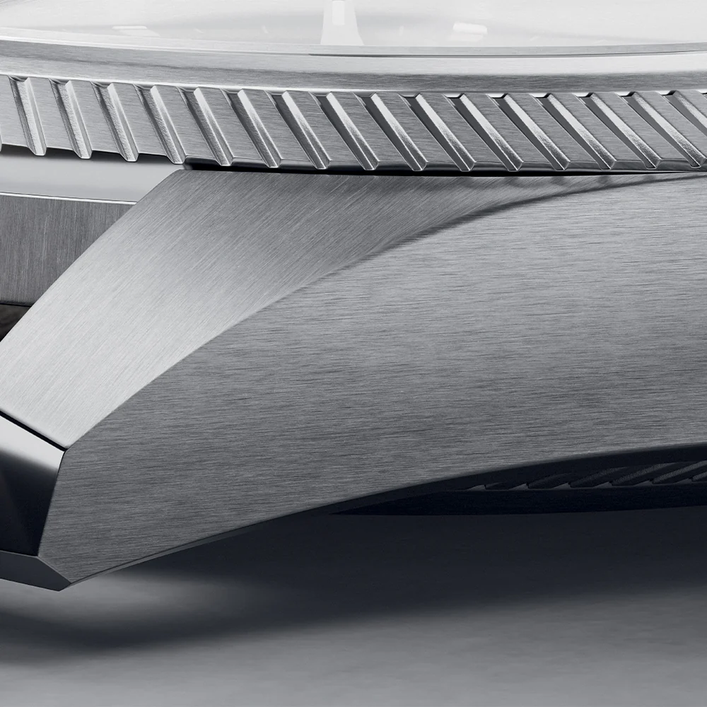 ProPilot Date 41mm - Chalk Grey on Bracelet - Image 10