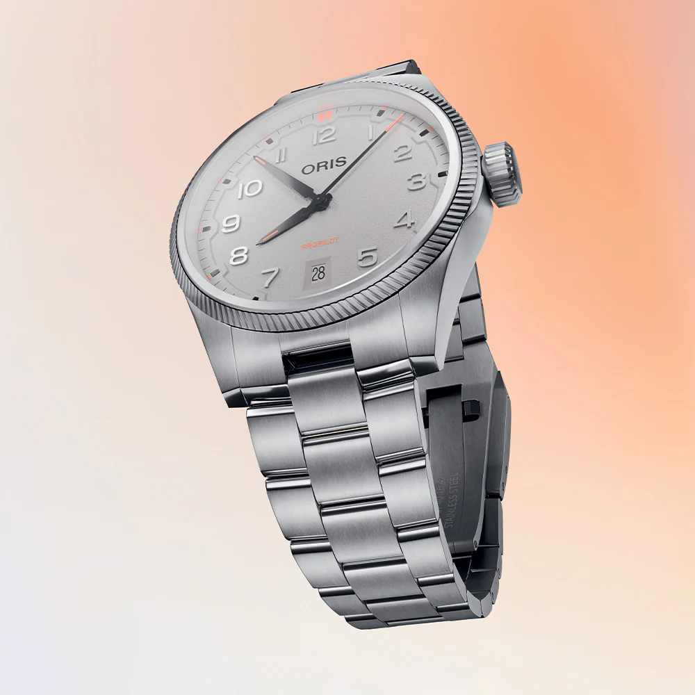 ProPilot Date 41mm - Chalk Grey on Bracelet - Image 8