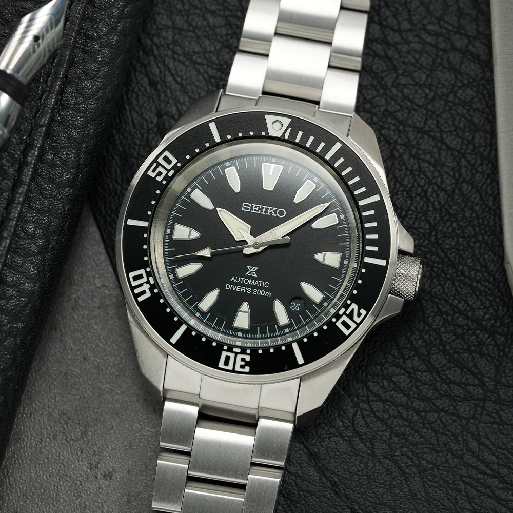 SRPL13 Prospex Samurai Diver 41.7mm - Black on Bracelet - Image 2