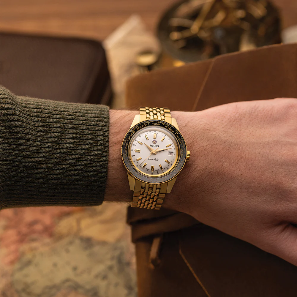 Captain Cook Over-Pole Limited Edition 39mm - Silver on Bracelet and Leather Strap - Image 3