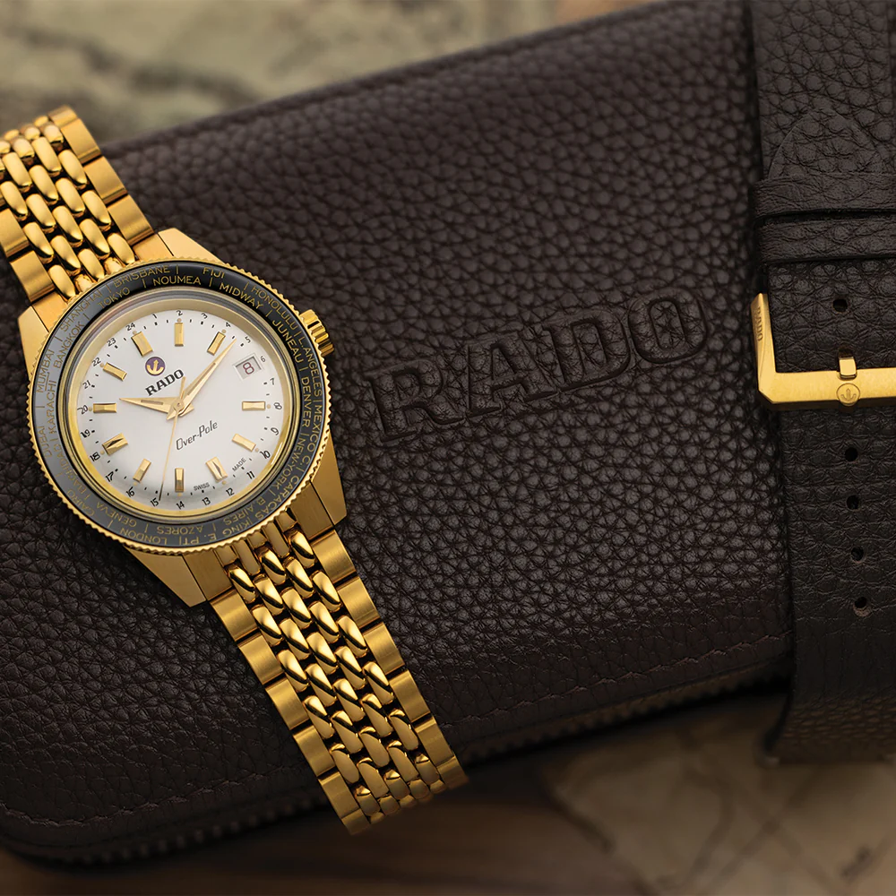 Captain Cook Over-Pole Limited Edition 39mm - Silver on Bracelet and Leather Strap - Image 4