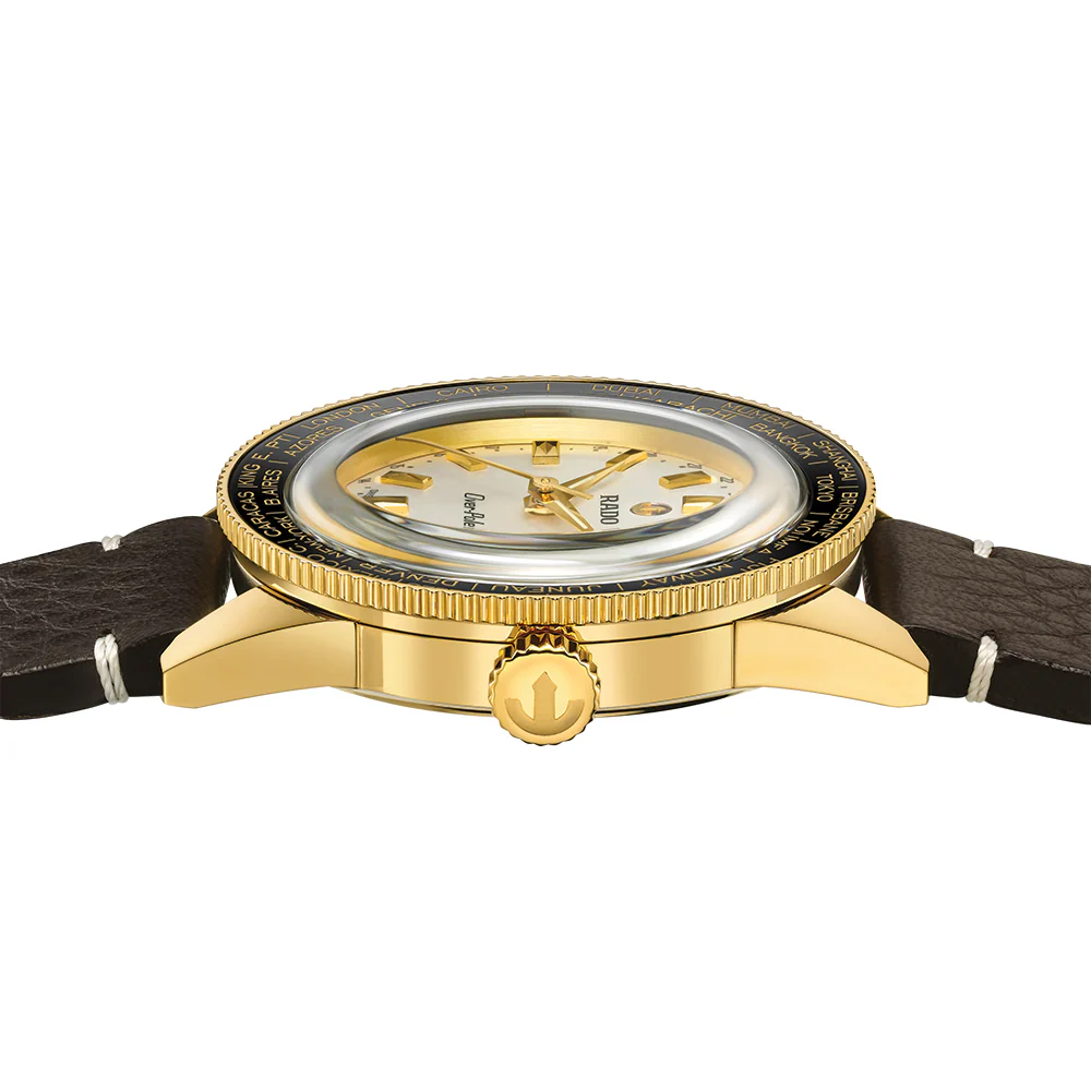 Captain Cook Over-Pole Limited Edition 39mm - Silver on Bracelet and Leather Strap - Image 6