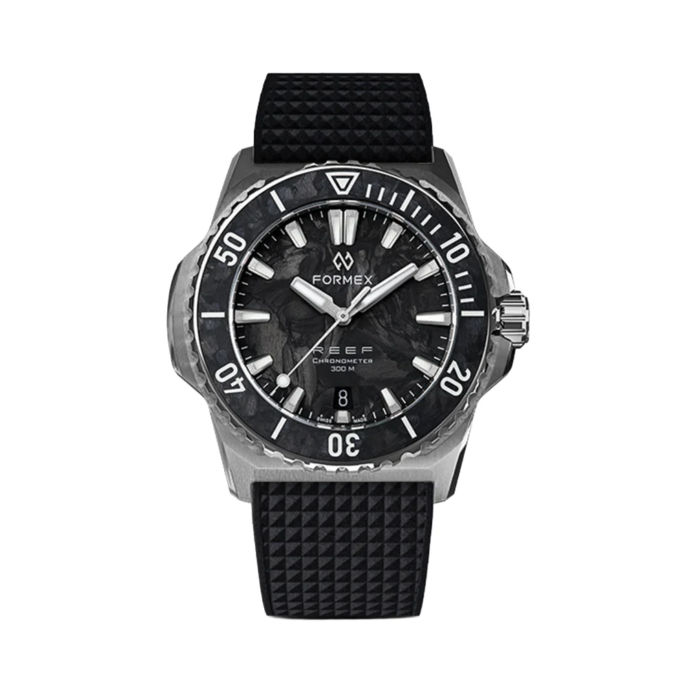 REEF Automatic COSC 300M Forged Carbon 39.5mm - Black on Bracelet - Image 16