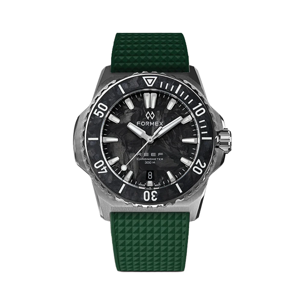 REEF Automatic COSC 300M Forged Carbon 39.5mm - Black on Bracelet - Image 18