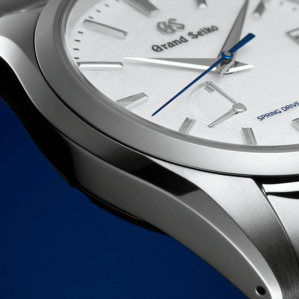 SBGA211 "Snowflake" Heritage Spring Drive 41mm - White on Bracelet - Image 5