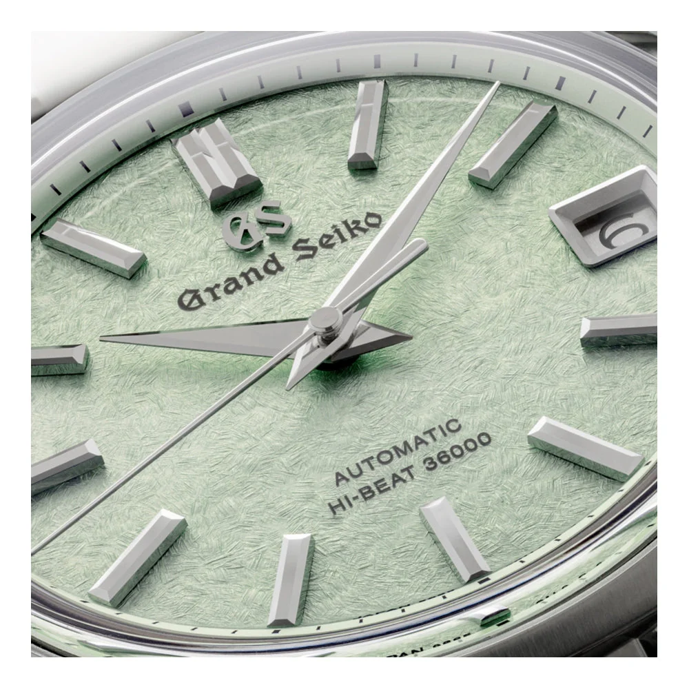 SBGH343 Heritage Hi-Beat 36000 38mm - Green on Bracelet - Image 2