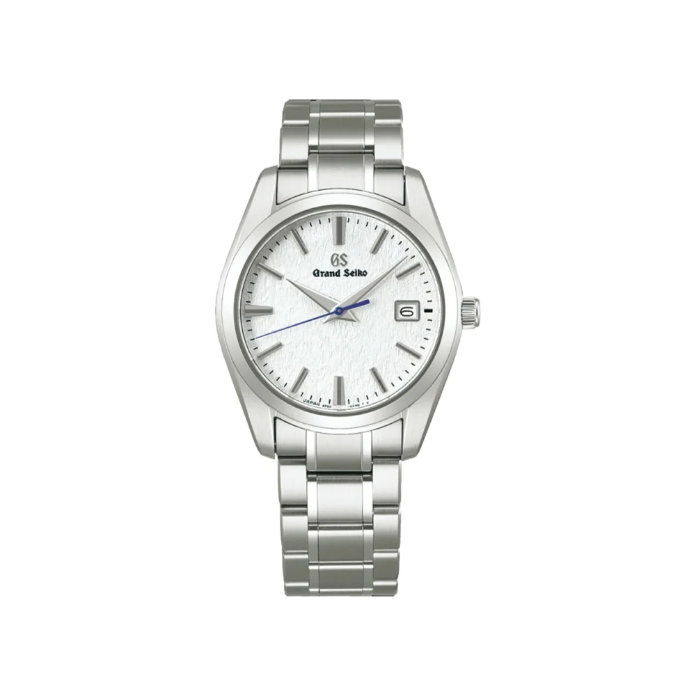 SBGX355 "Snowflake" Heritage Quartz 37 mm - White on Bracelet