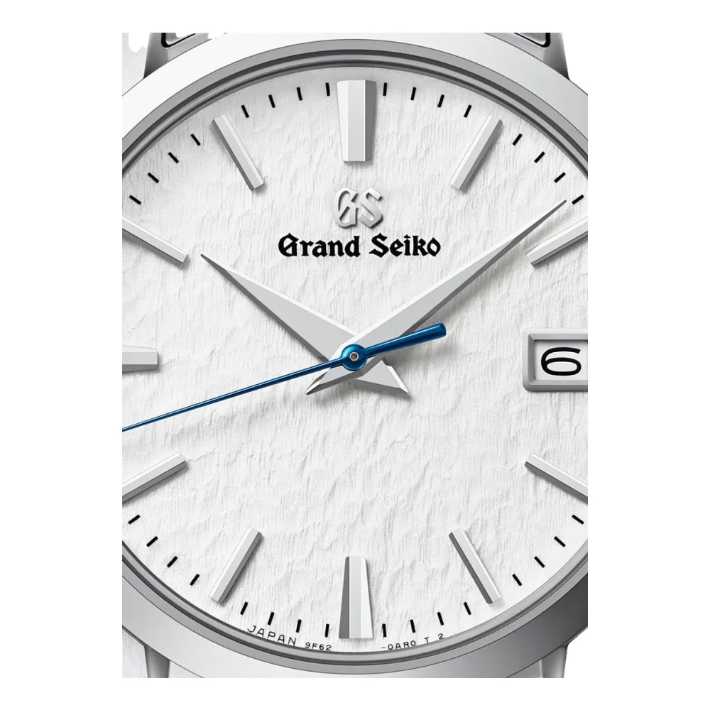 SBGX355 "Snowflake" Heritage Quartz 37 mm - White on Bracelet - Image 2