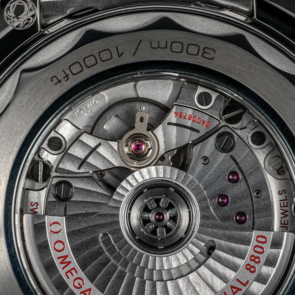 Seamaster Diver 300M 42mm - White on Rubber Strap - Image 3