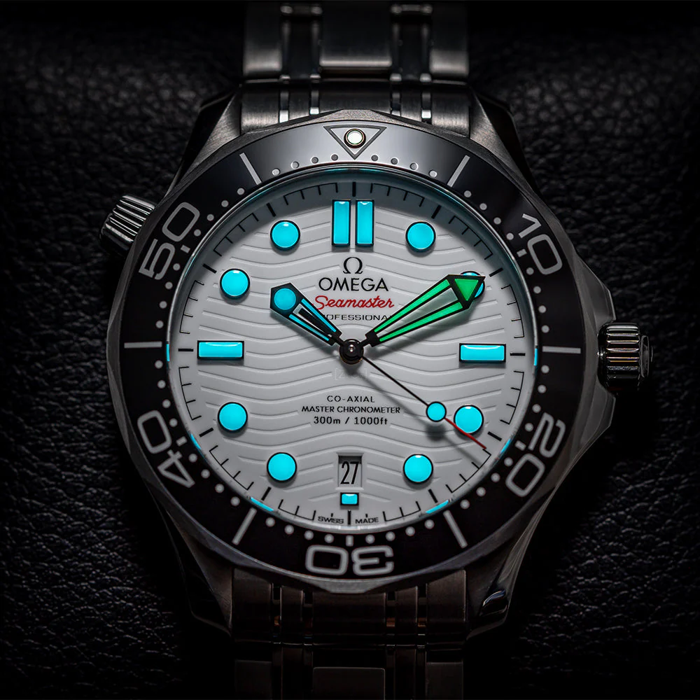 Seamaster Diver 300M 42mm - White on Bracelet - Image 8
