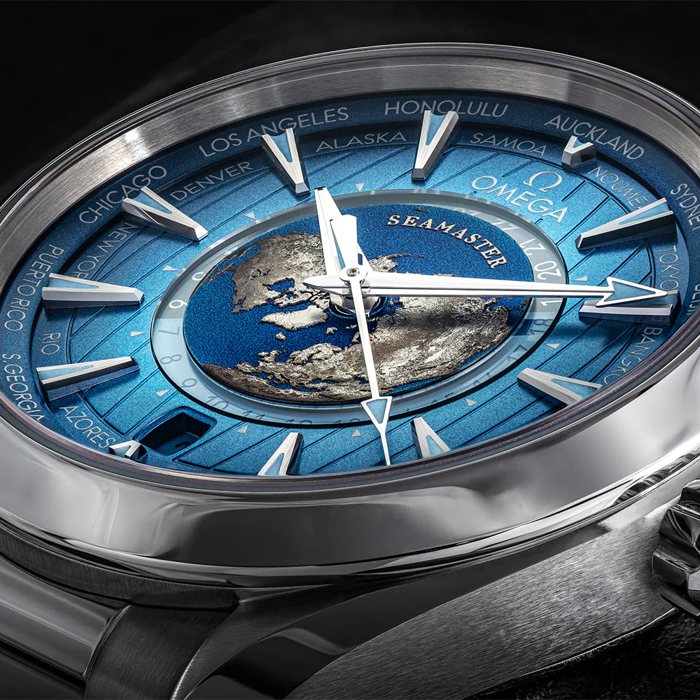 Seamaster Aqua Terra 150M GMT Worldtimer 43mm - Blue on Bracelet - Image 3