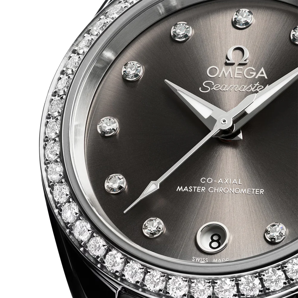 Seamaster Aqua Terra 150M Diamonds 30mm - Grey on Bracelet - Image 4