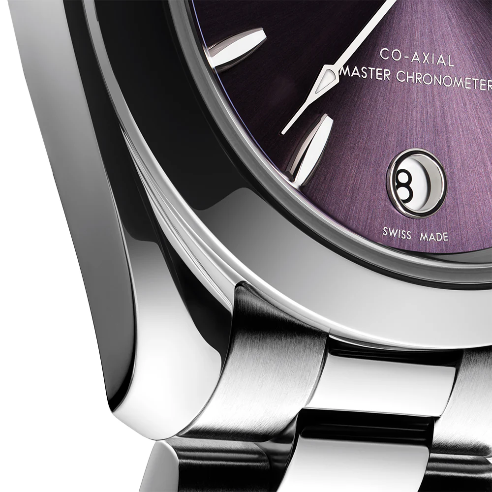 Seamaster Aqua Terra 150M 30mm - Purple on Bracelet - Image 3