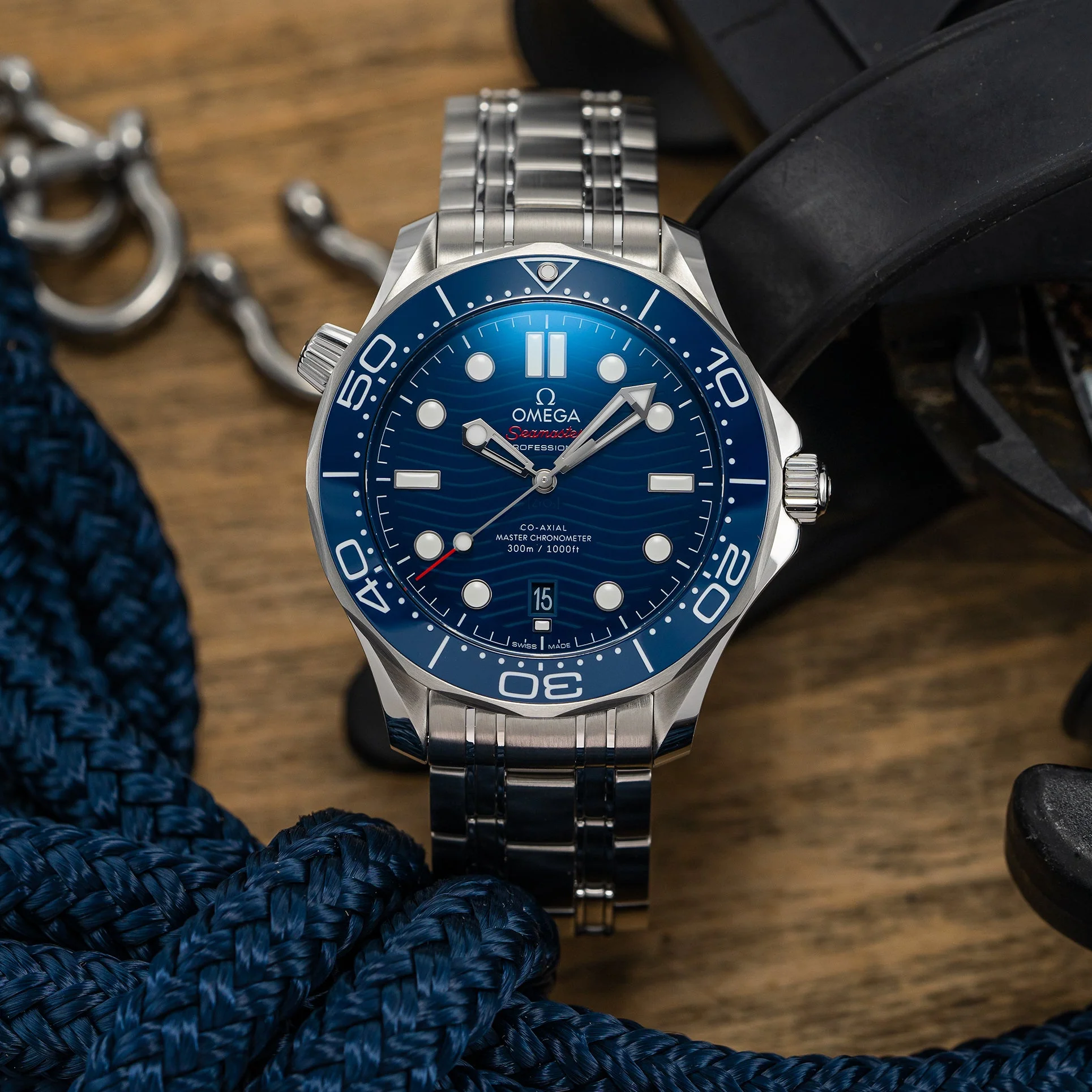 Seamaster Diver 300M 42mm - Blue on Bracelet - Image 2