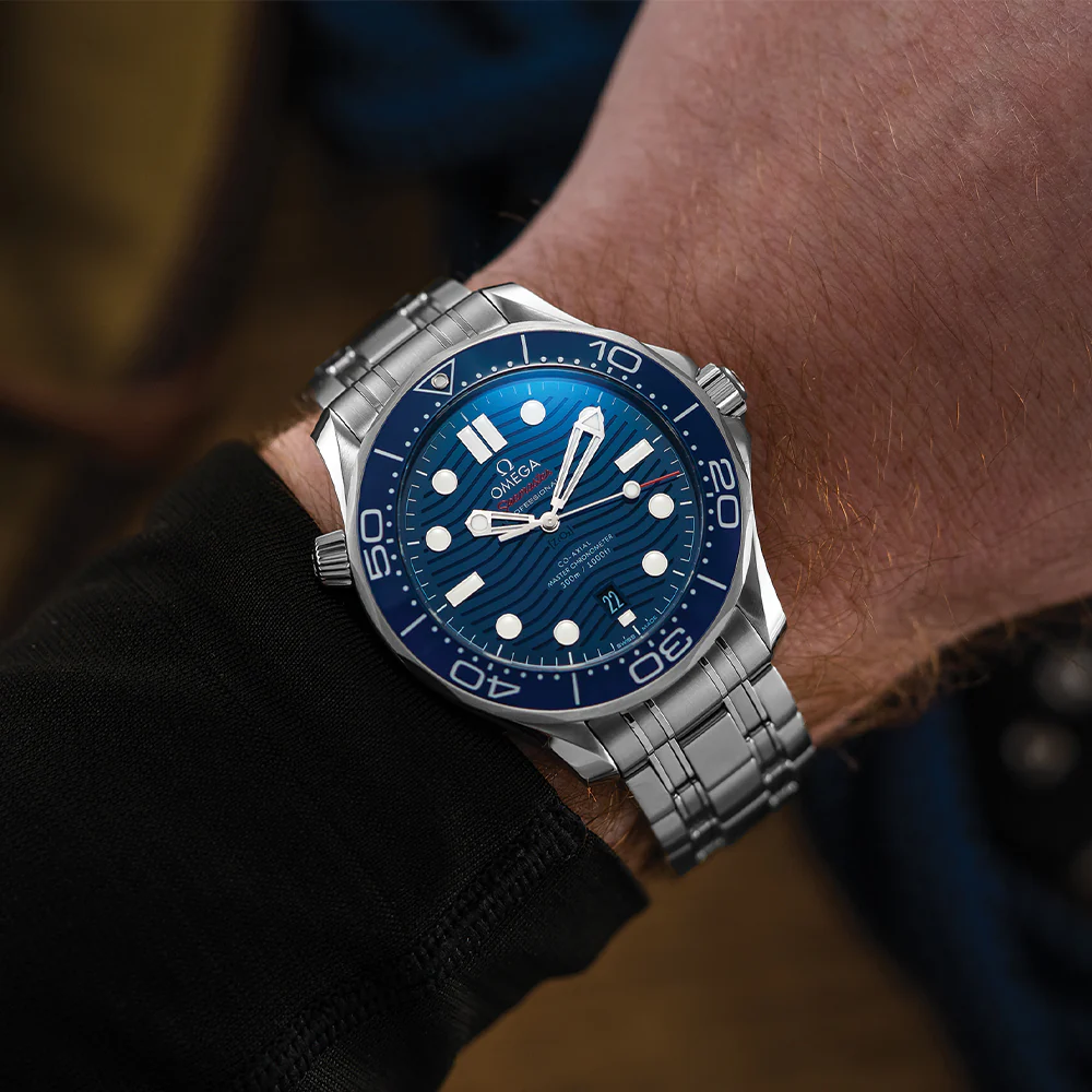 Seamaster Diver 300M 42mm - Blue on Bracelet - Image 3