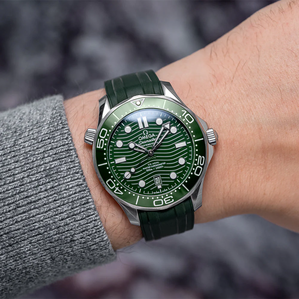 Seamaster Diver 300M 42mm - Green on Rubber Strap - Image 4